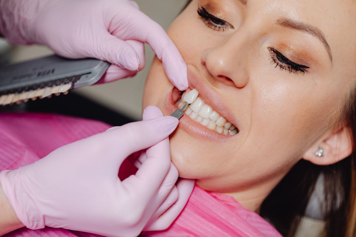 Hollywood Smile in Turkey: What It Really Costs in 2026